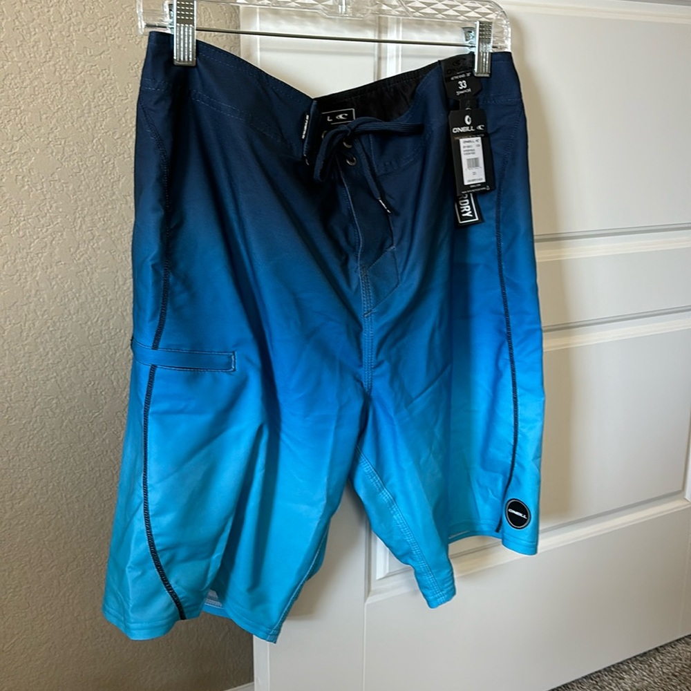 NWT O’Neills men’s board shorts.